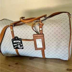 Extra large duffle/travel bag